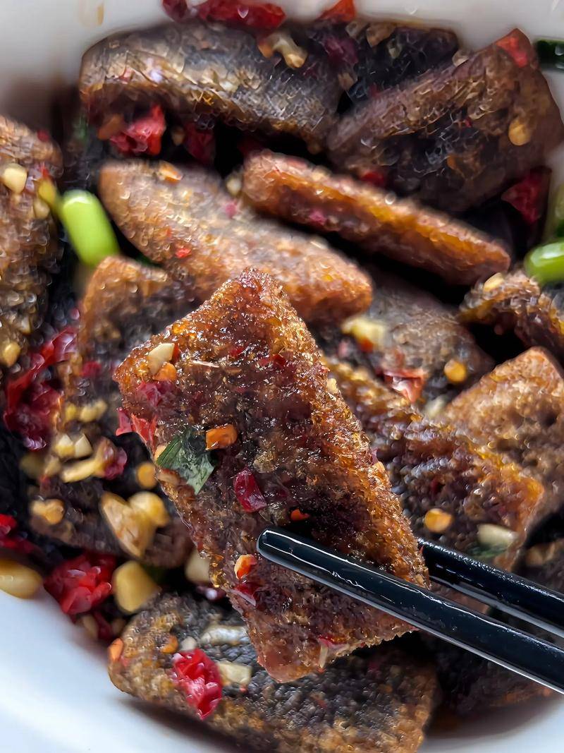 湖南蕨根粑粑:山野韵味里的湖湘味觉宝藏