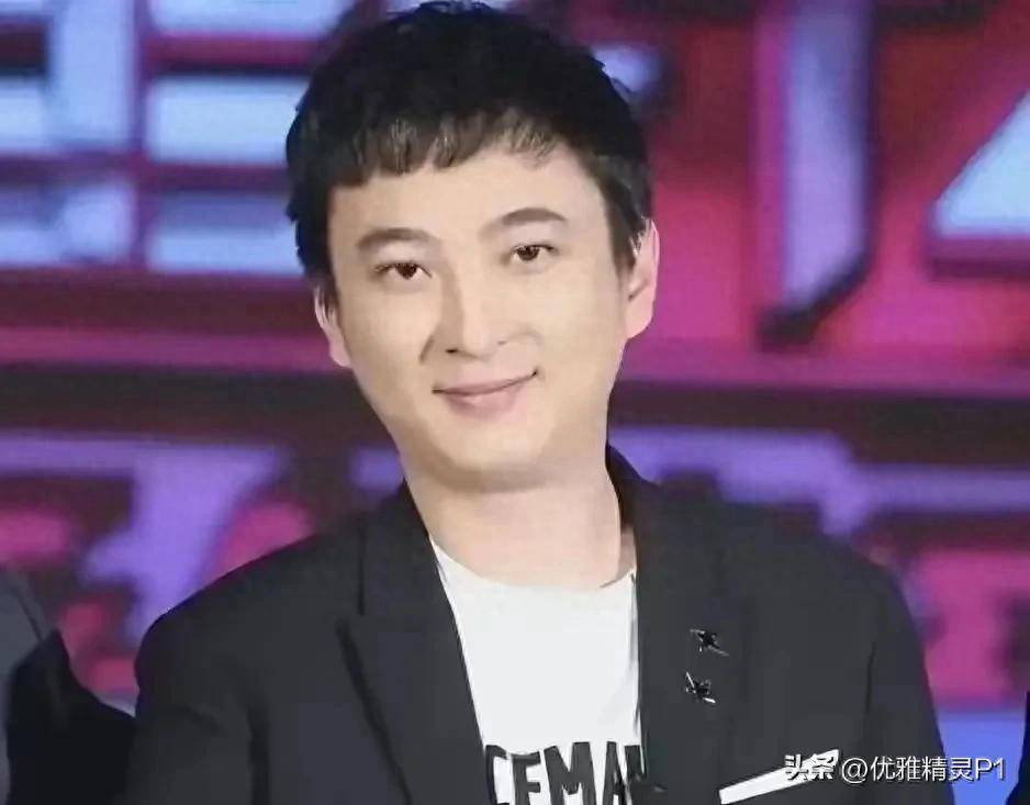 王思聪冷不丁就冒出来,在社交平台上晒出了一张微信零钱的截图