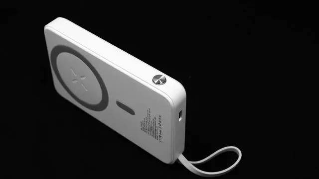 充电宝哪个品牌好一点?六款2025年质量好又耐用充电宝品牌排行榜