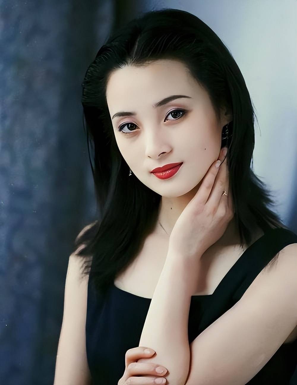 重庆出生最美的10位当红女明星,看看谁是你心中的"重庆第一美"