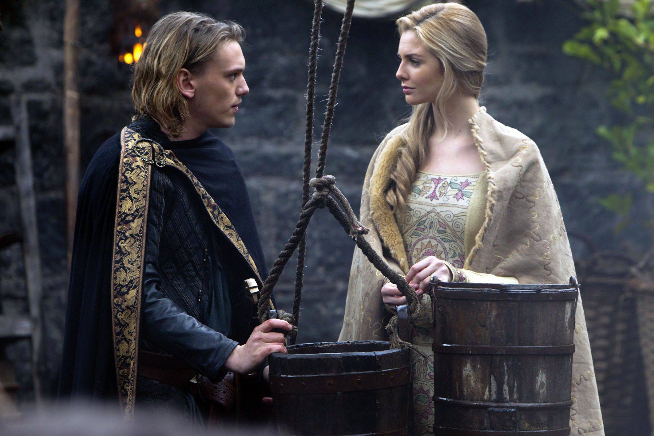 《圣城风云》:亚瑟王传奇的大胆重塑,大尺度展现权力与欲望的纠葛