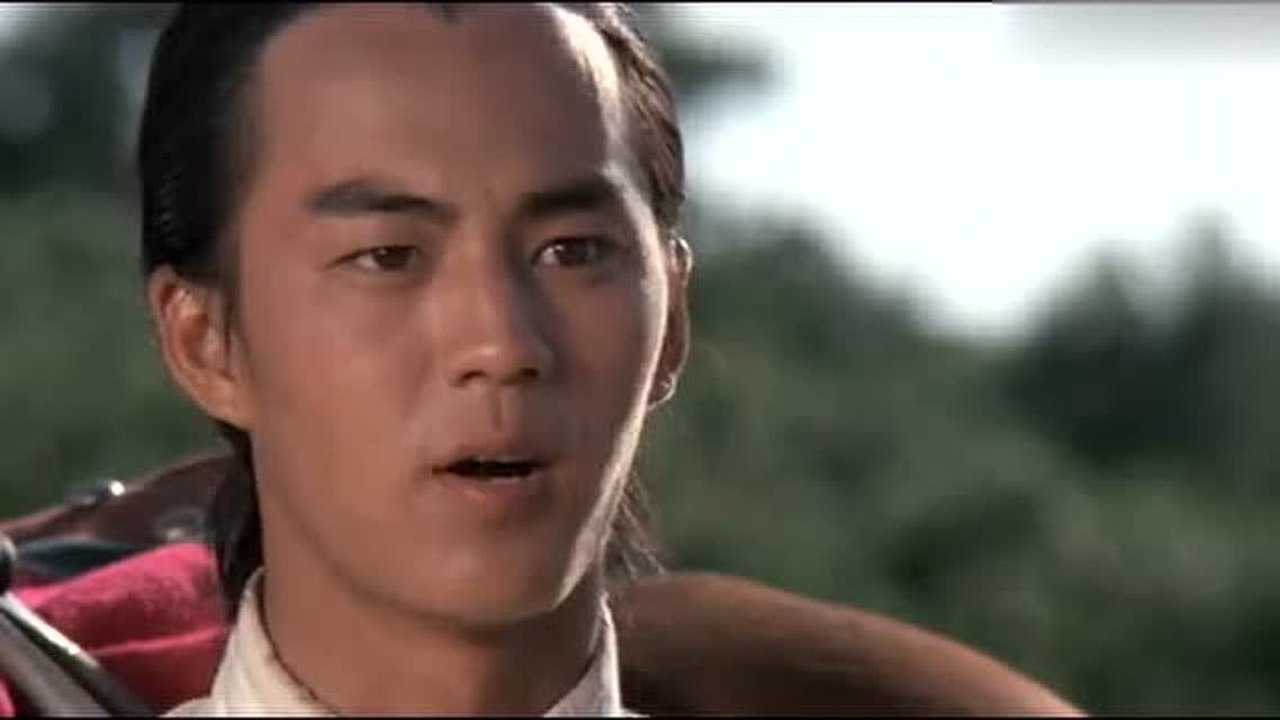在《英雄本色》拍摄现场,狄龙曾对周润发说:"我们迟早都会老去,但戏里
