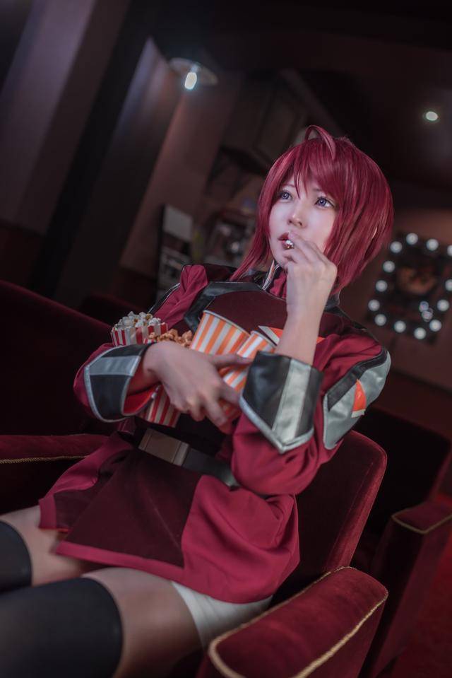 高达seed露娜真人cos