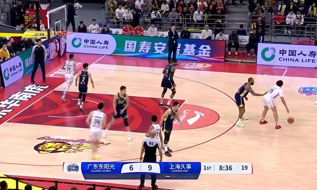 逆境方显真核本色！徐杰用关键先生表现诠释广东队灵魂