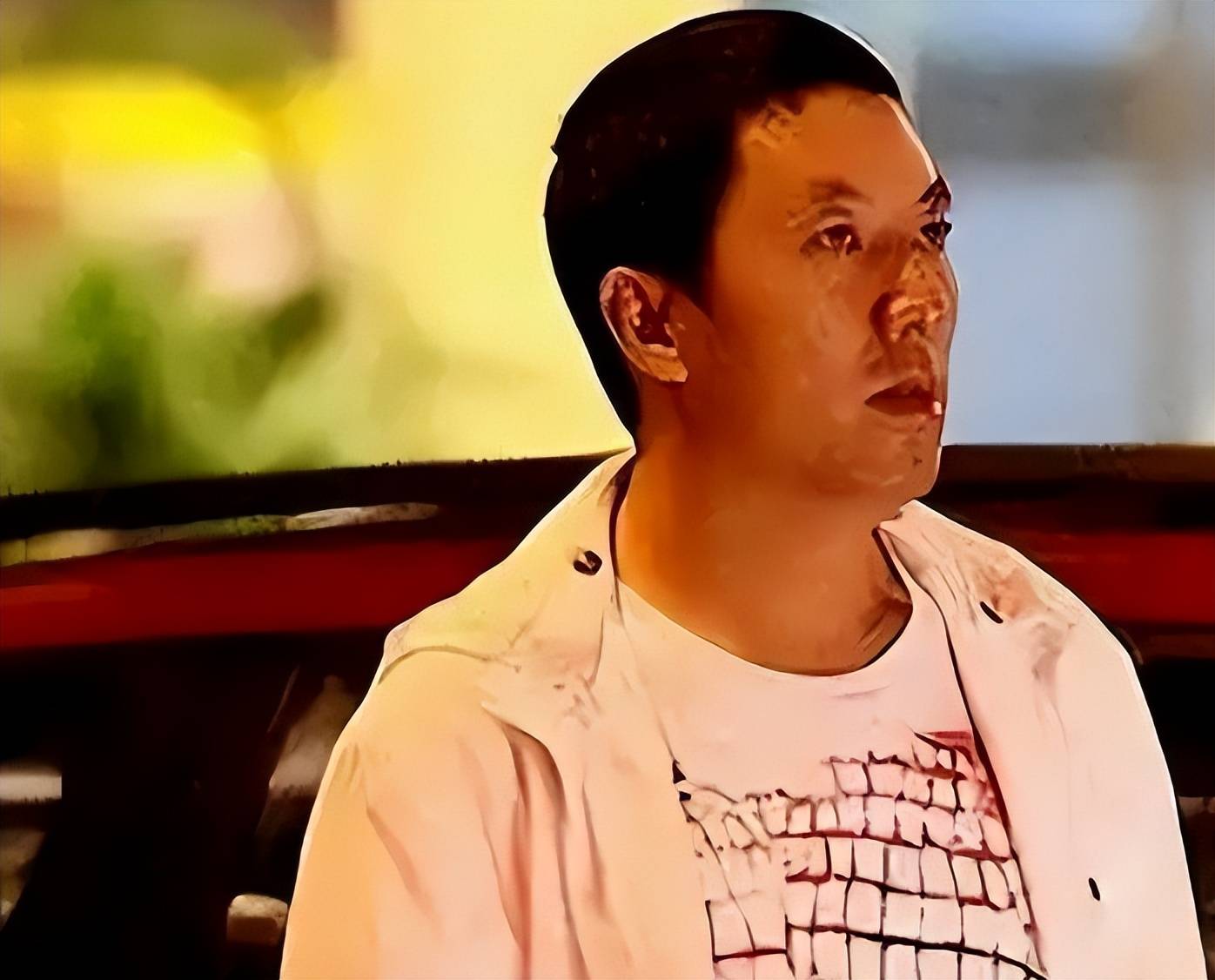 原创曾和李小冉殷桃谈过恋爱57岁孙东海现身香港为人低调但不好惹
