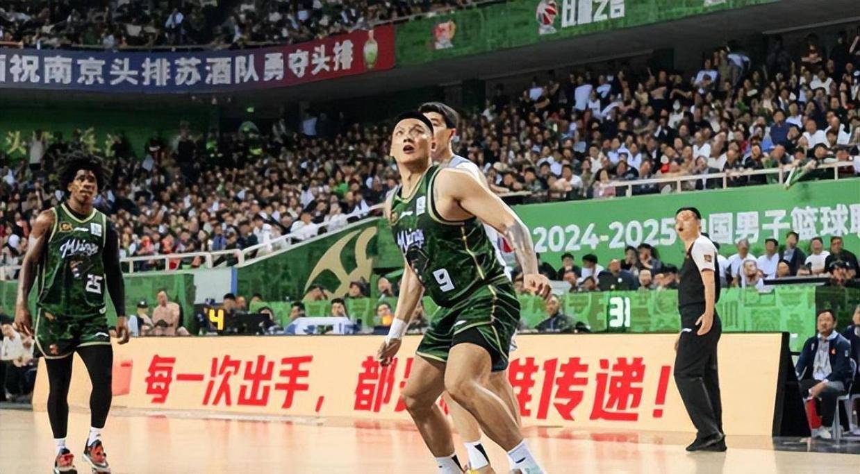 广东放走一人季后赛单场17+8，比三张强多了，杜锋去哪买后悔药？
