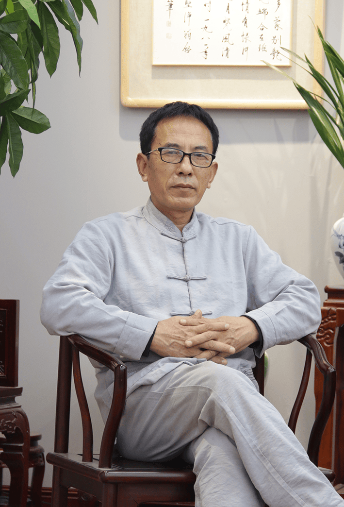 张志强:书法巨匠与古文字研究专家