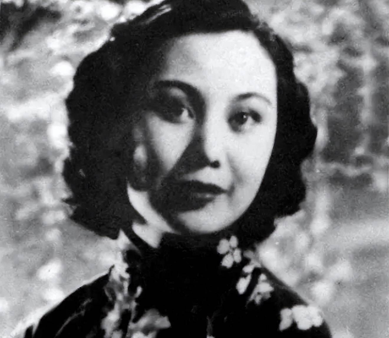 影星白杨三婚两离,前任娶童葆苓,二婚前夫娶周小燕