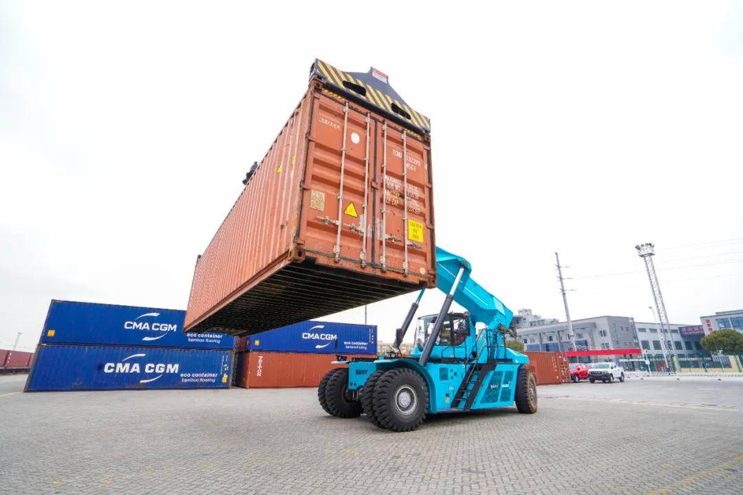 目标:瓜亚基尔港!