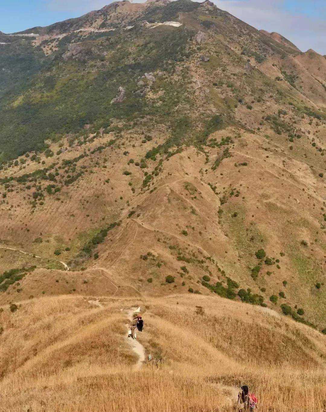 秋冬季节的大南山驴友界认为船底顶是广东省户外线路的毕业之旅而大