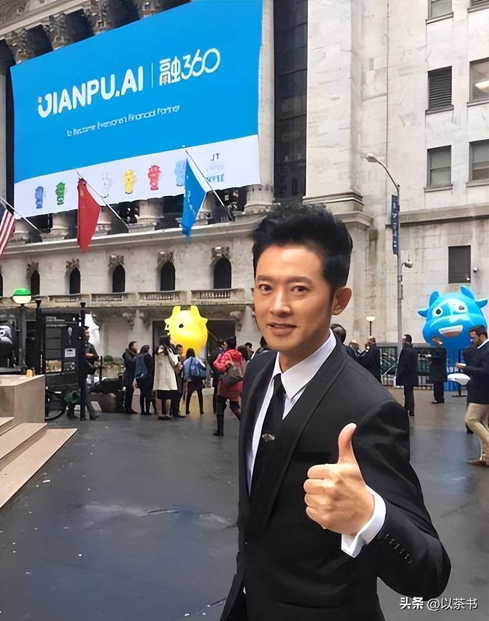 52岁任泉现状,现身无锡,和年轻一样帅气,网友:医美过度不自然