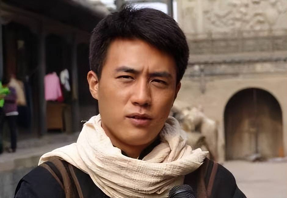 杜淳婚姻风波再起!妻子否认婆婆掌控经济,真实家庭模式引猜测