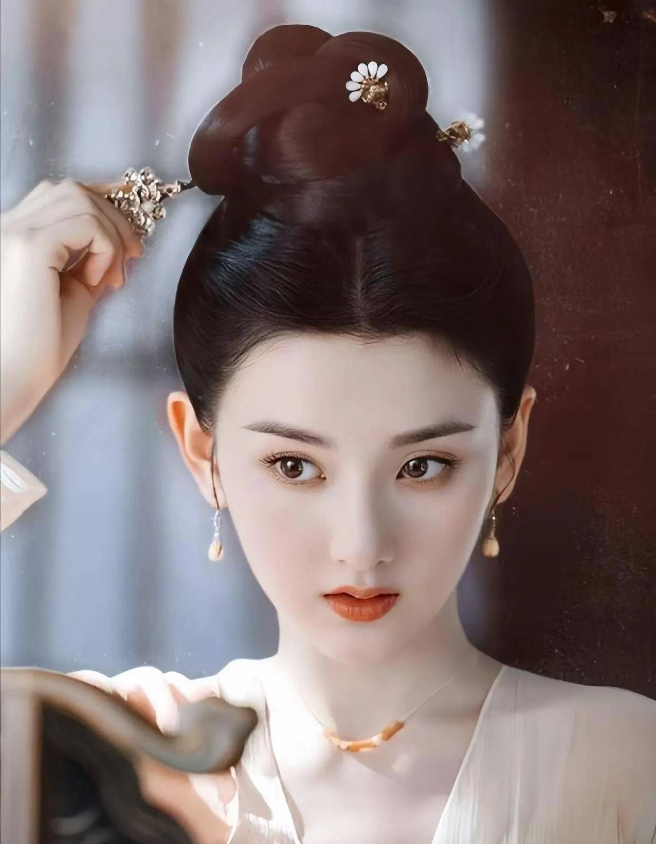 长相平平别硬演美女,《无忧渡》宋祖儿揭秘美娇娘演法!