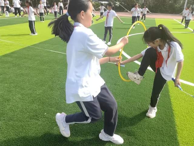 小学六年级体育游戏课视频(小学六年级体育游戏课视频教学)