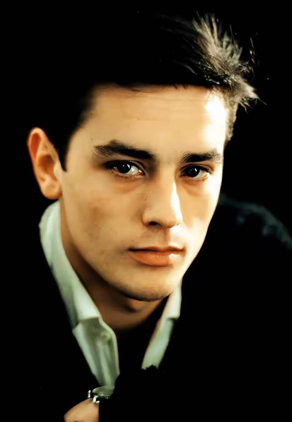 世界公认美男子之一,阿兰德龙美照欣赏