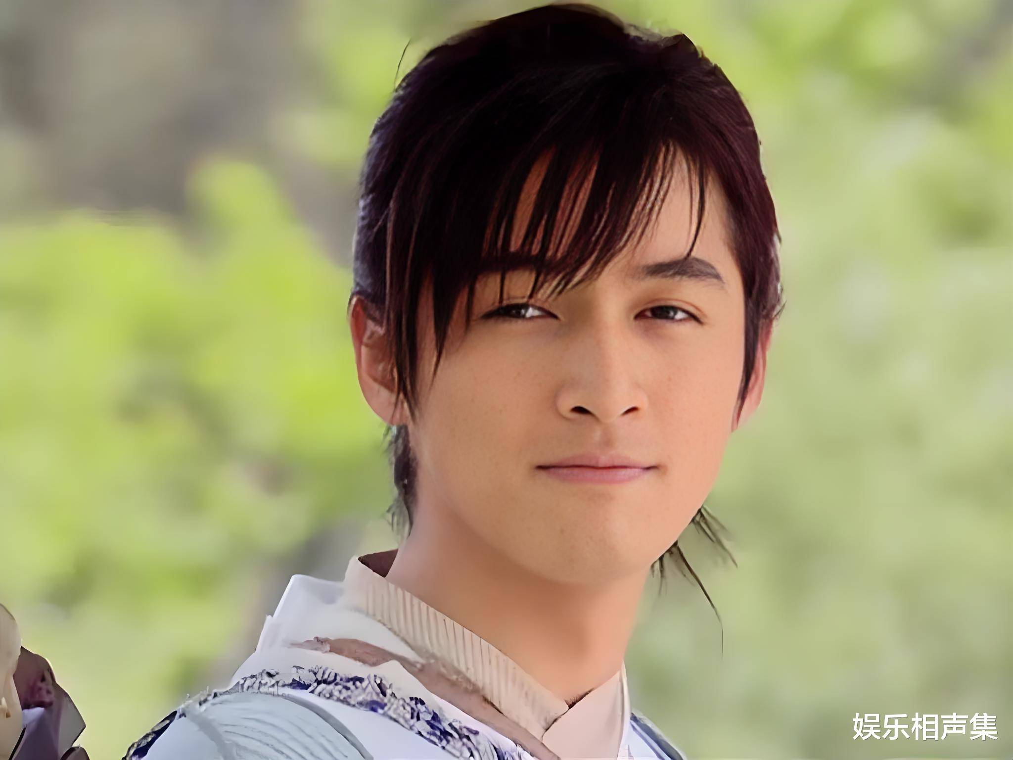 出道即巅峰,"逍遥哥哥"转变抑郁者,胡歌的未来何去何从?