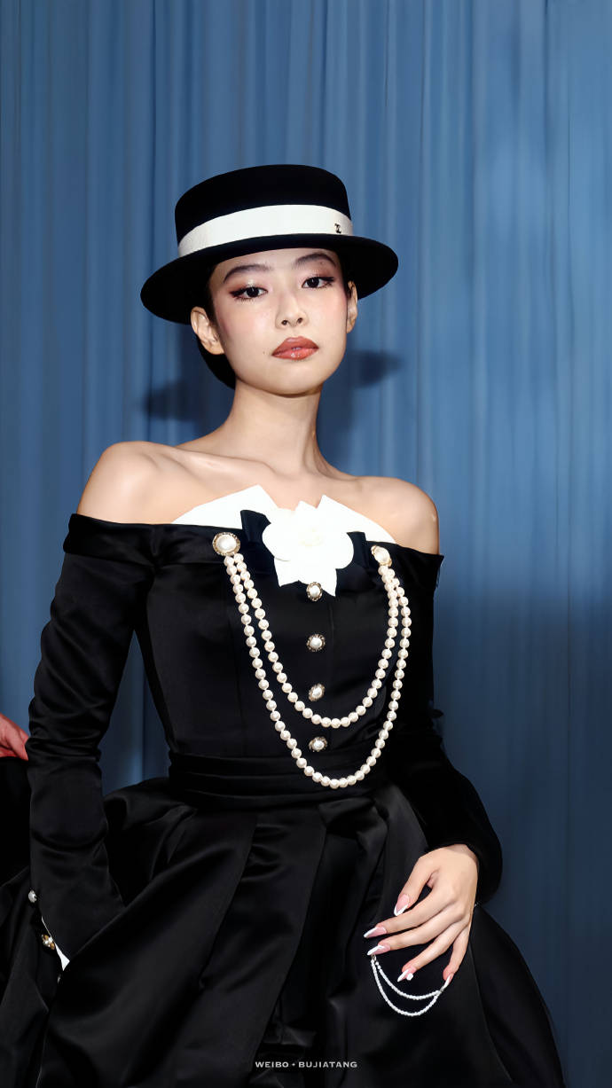 Jennie连续三年出席MetGala,获海外媒体盛赞插图9 Jennie连续三年出席MetGala,获海外媒体盛赞插图9