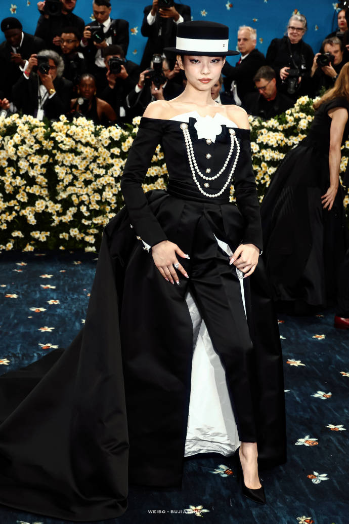 Jennie连续三年出席MetGala,获海外媒体盛赞插图2 Jennie连续三年出席MetGala,获海外媒体盛赞插图2