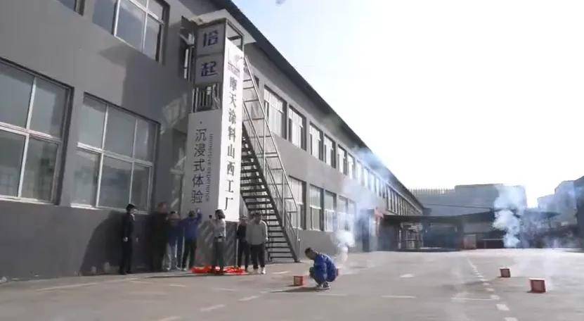 石涂装丨摩天“拾起”科技馆震撼启幕，沉浸式体验破解涂料“盲选”困局 