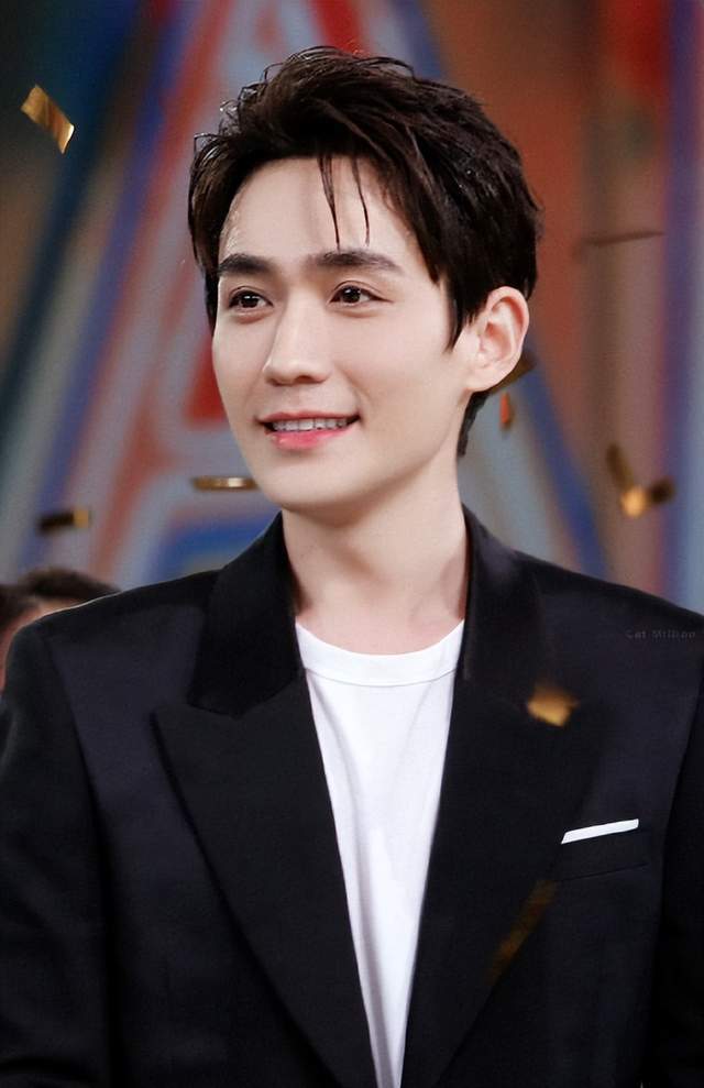 内地男星颜值top10!李现朱一龙王一博谁是你心中的神颜男神?