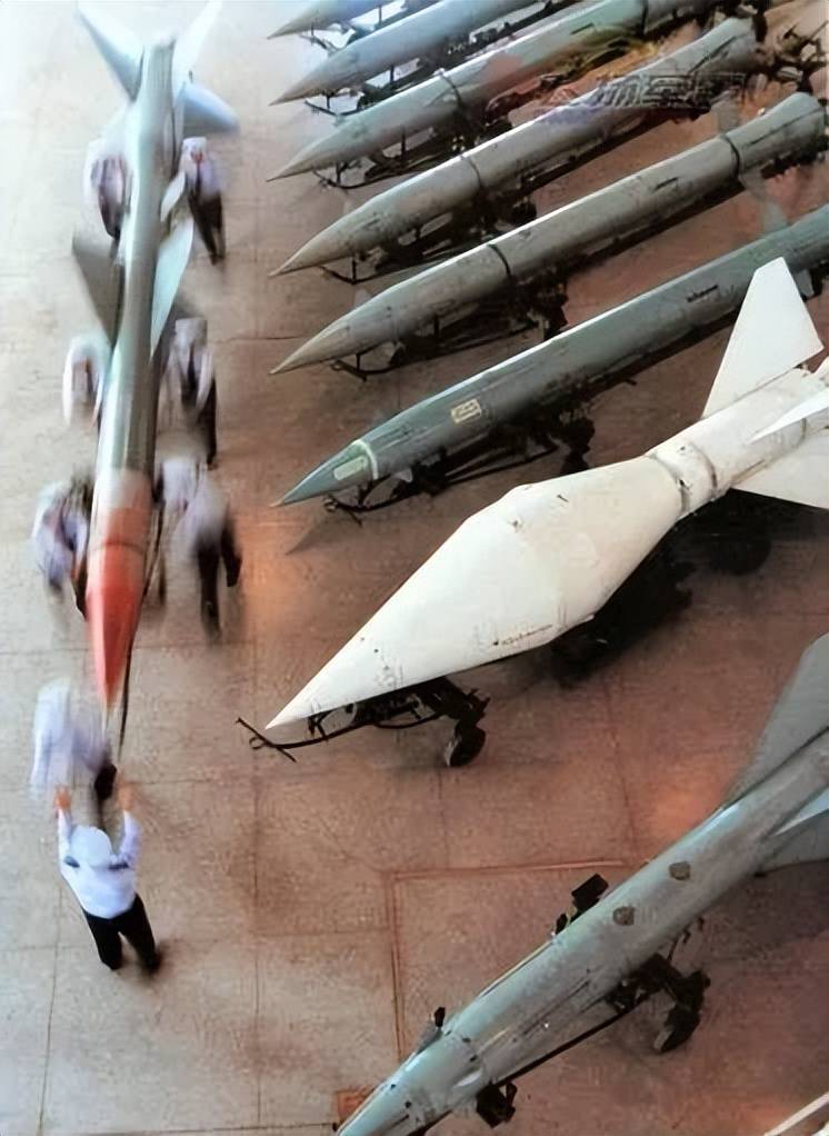 原创            外网热传：巴基斯坦用中国导弹打掉了印度“全球最强”防空导弹？（巴基斯坦 弹道导弹）