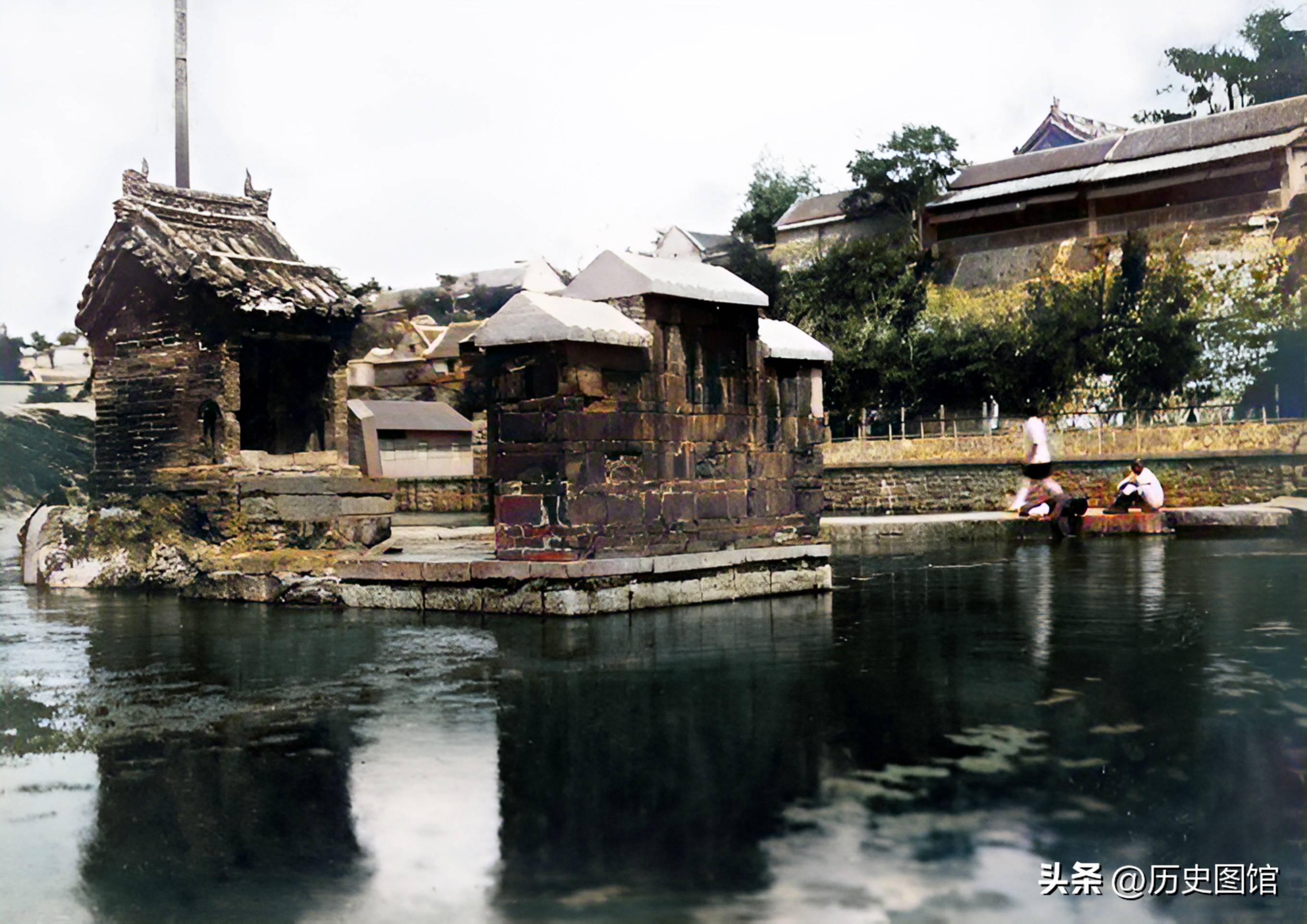 时光流逝,回首这些珍贵的老照片,济南的过去与现在对比鲜明