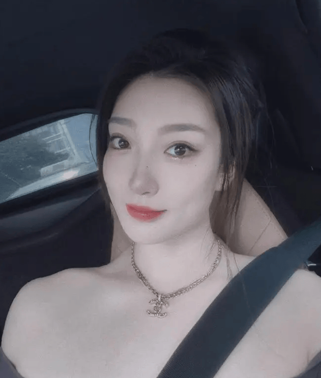 李梦瘦身成功，中国女篮迎来新希望