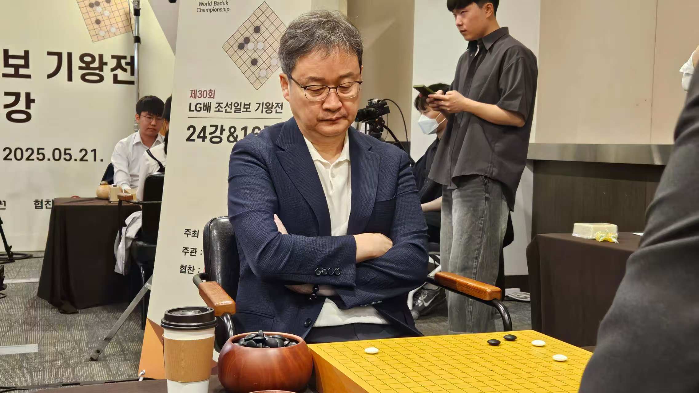 记者：梅西的续约谈判非常复杂，迈阿密管理层希望获得部分决策权