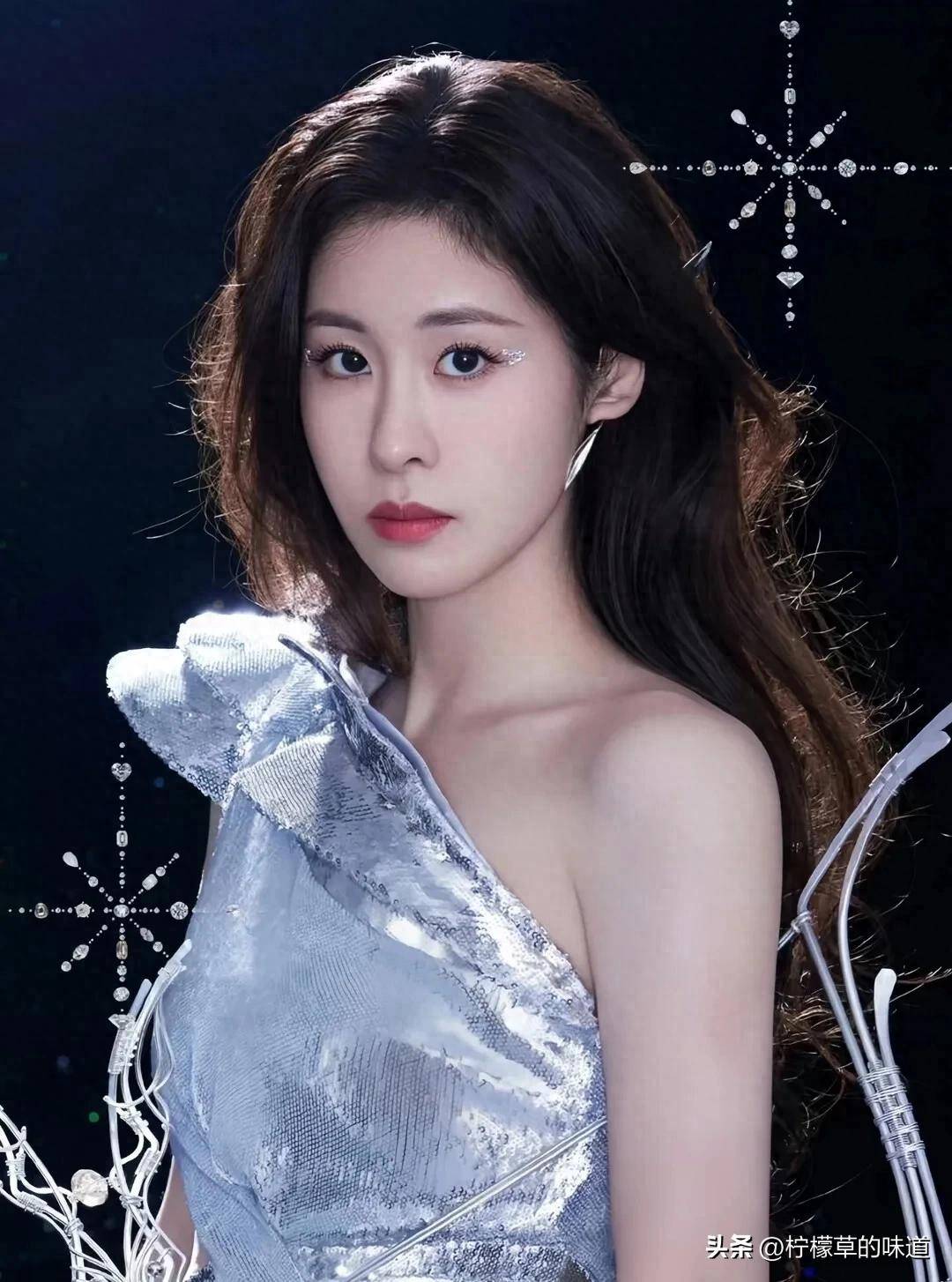 虽然她在生活中遇到了一些波折比如未婚先孕但张碧晨未必会感到遗憾