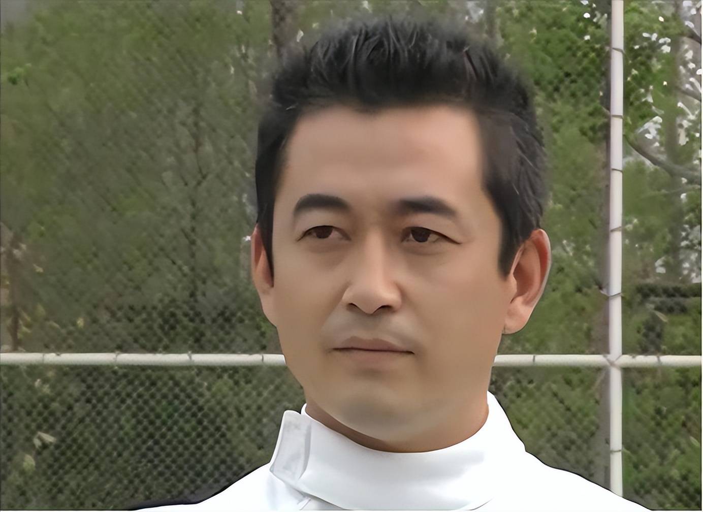 王志飞:闪婚3天与妻子相识,儿子因唱歌险与父反目