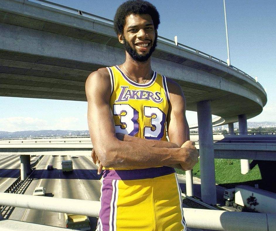 历史第三人之争:贾巴尔与拉塞尔的终极较量