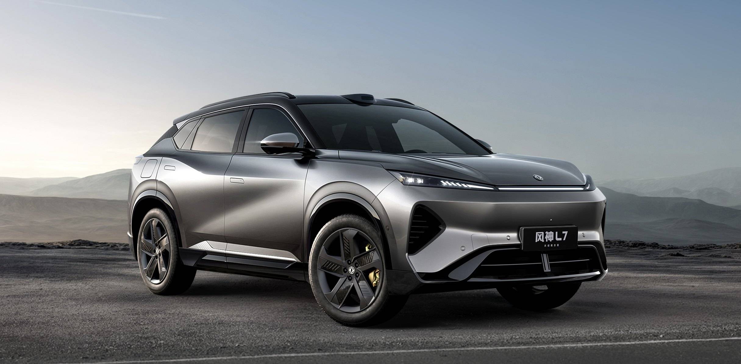 神龙汽车全新新能源品牌示界06:"革新"之作,能否突破重围?