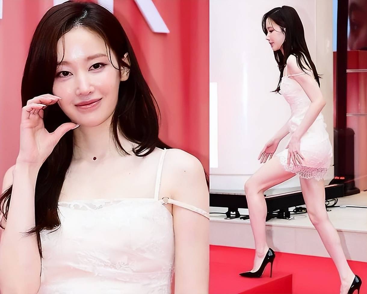 韩国知名女星亮相红毯,白色迷你裙引关注插图1 韩国知名女星亮相红毯,白色迷你裙引关注插图1