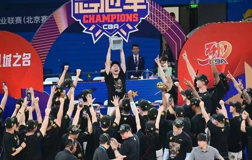中国男篮归化难产！亚洲杯劲敌抢先归化CBA猛将，郭士强踢铁板