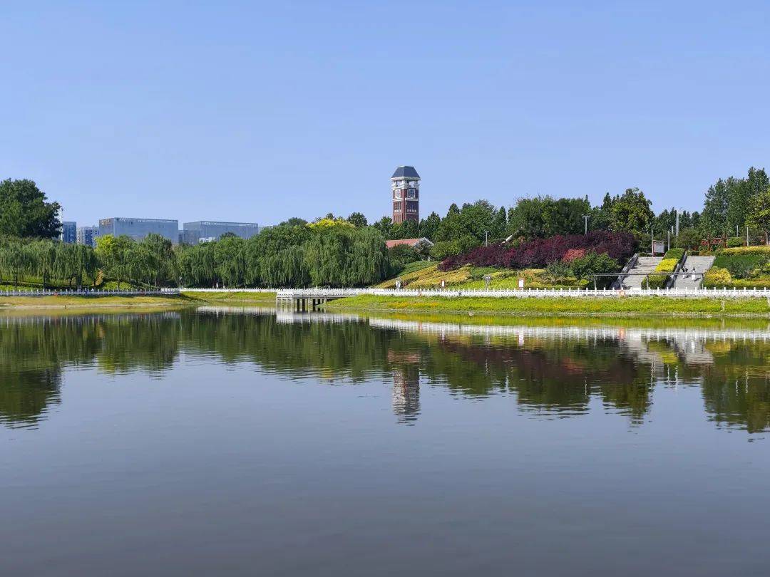 郑州兰河公园:一条玉带穿绿廊,透风,透光,清静,清凉