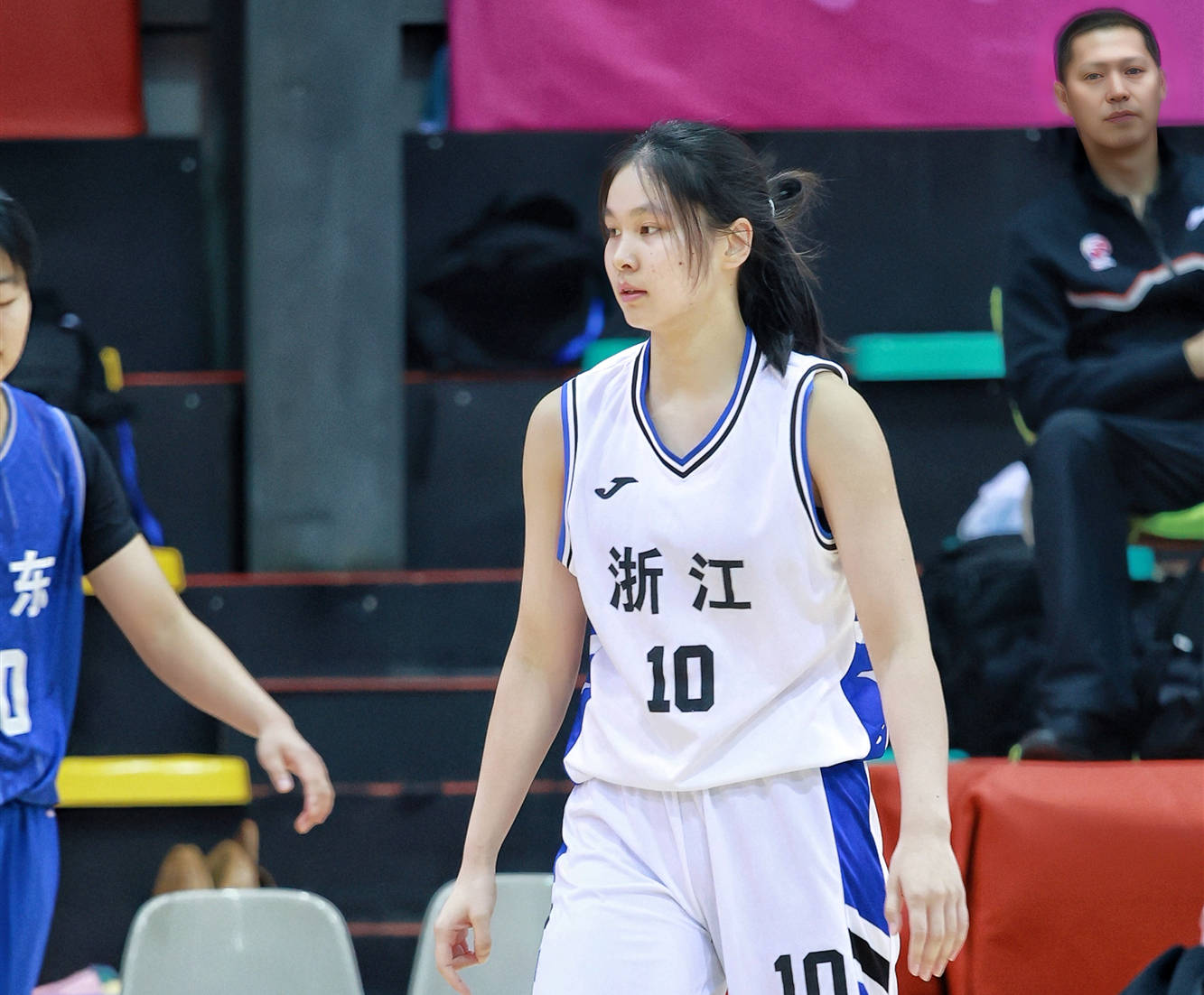 18岁新星李雨汧闪耀全运会，与张子宇共筑中国女篮未来