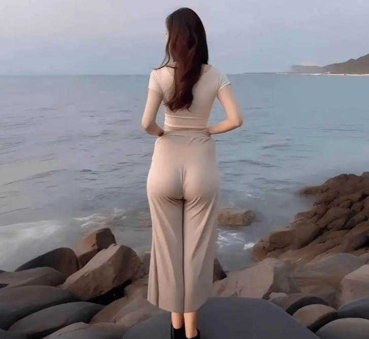 点击图片看原样大小图片