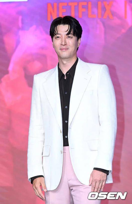 与赵伦熙离婚4年,李东健首曝新恋情,经纪公司回应引热议 插图3 与赵伦熙离婚4年,李东健首曝新恋情,经纪公司回应引热议 插图3
