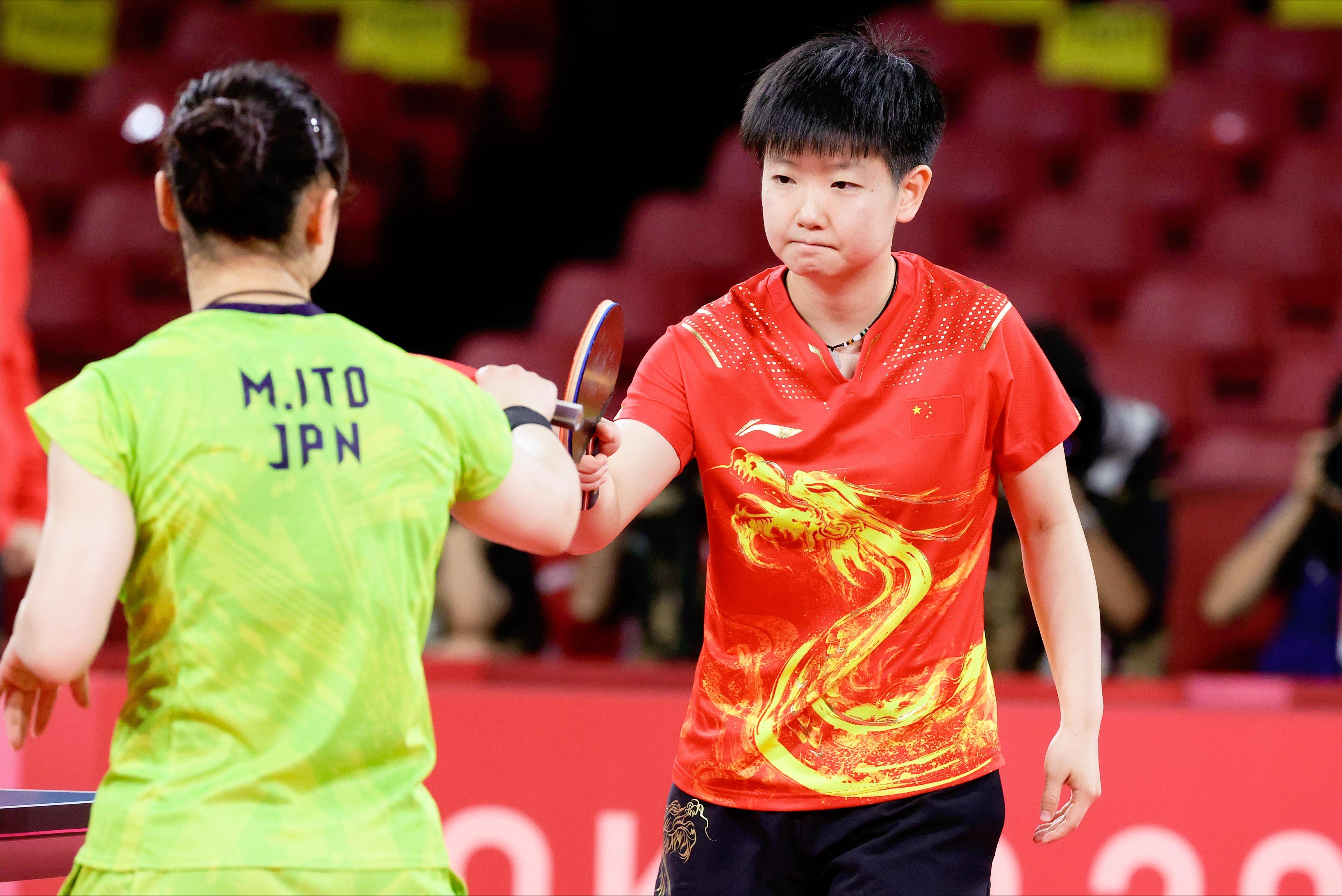 日本现役唯一奥运冠军伊藤美诚透露:孙颖莎赠我一件特殊礼物!