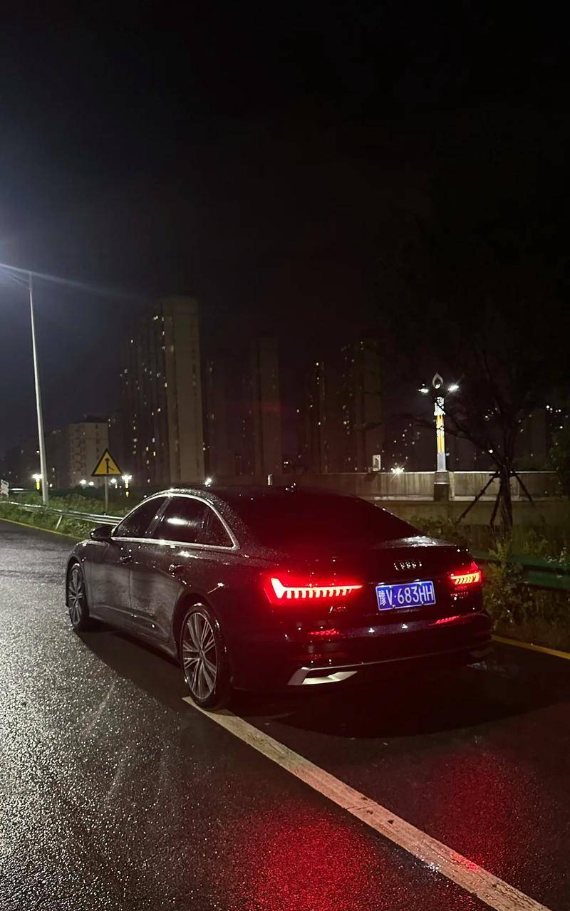奥迪a6车主必看!这才是自驾雨天不打滑的秘密武器!