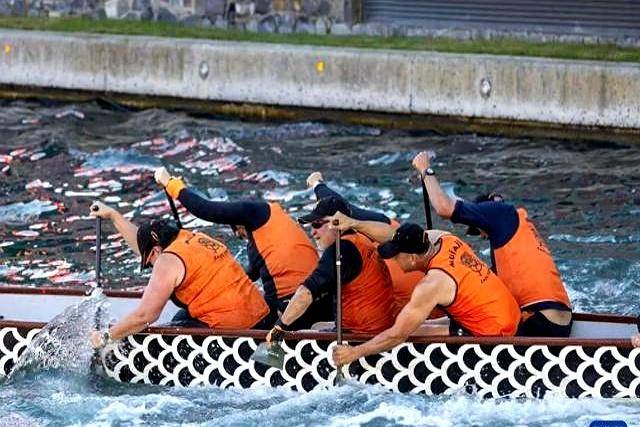 全球龙舟热潮：从传统到奥运的激情跨越