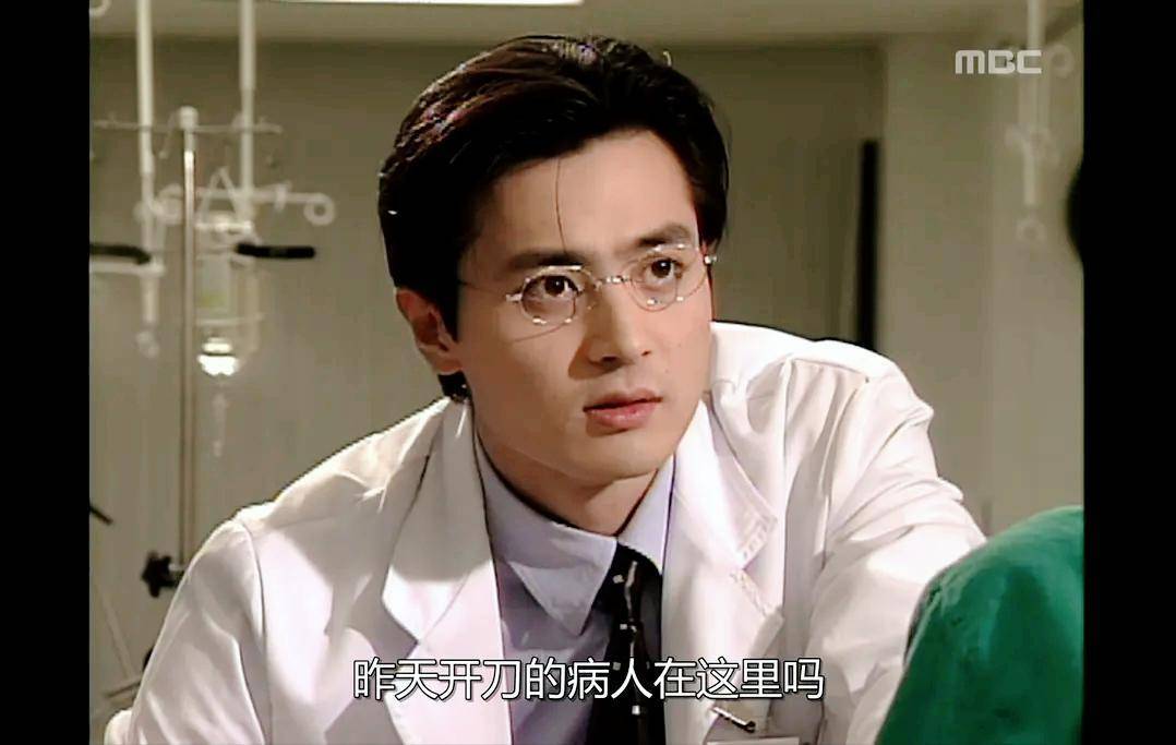 回顾韩剧男主早期颜值对比,零整容美男好多,个个都是极品男神