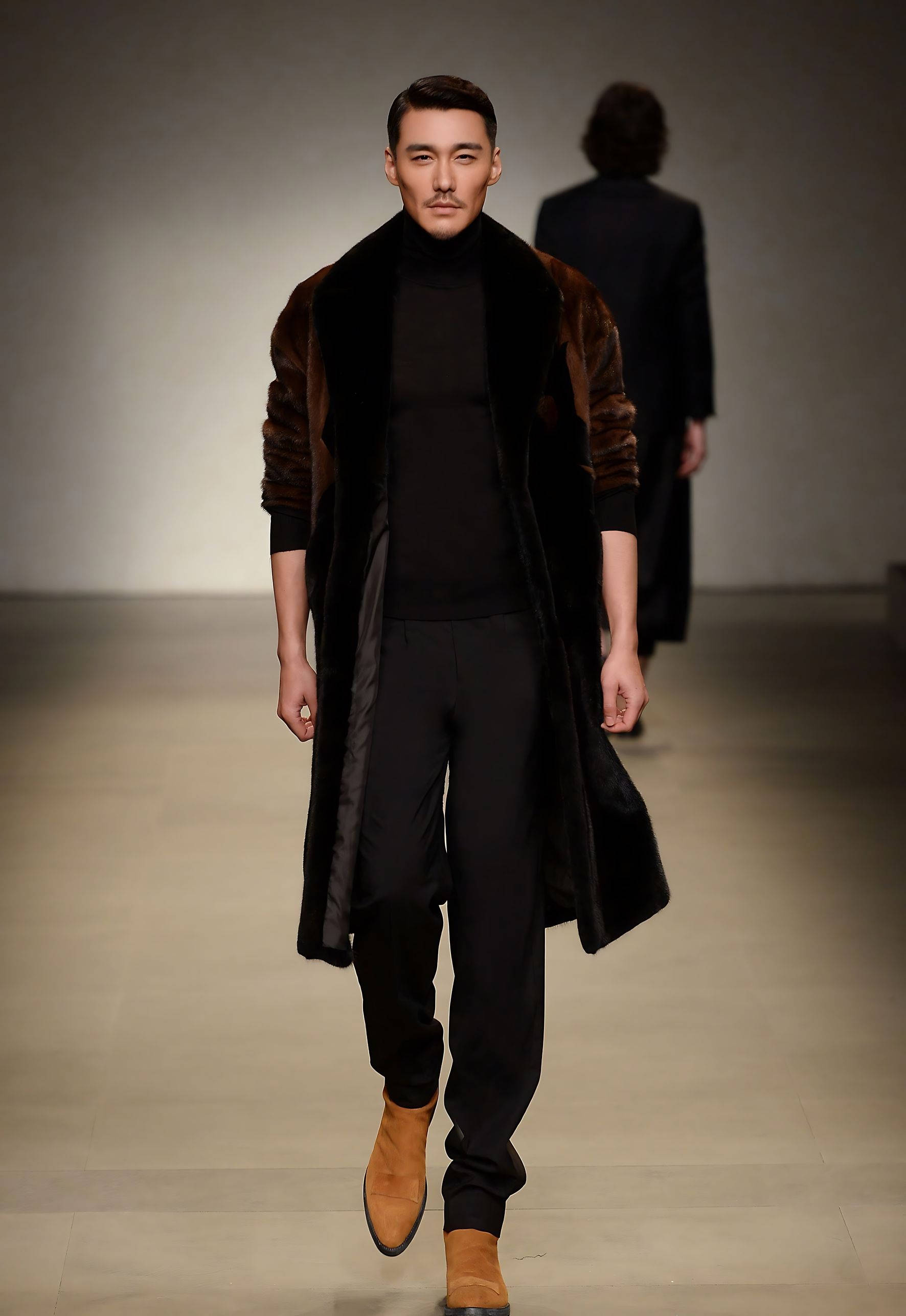 54岁胡兵生图惊呆网友,5点起床坚持健身,活出第二青春期!