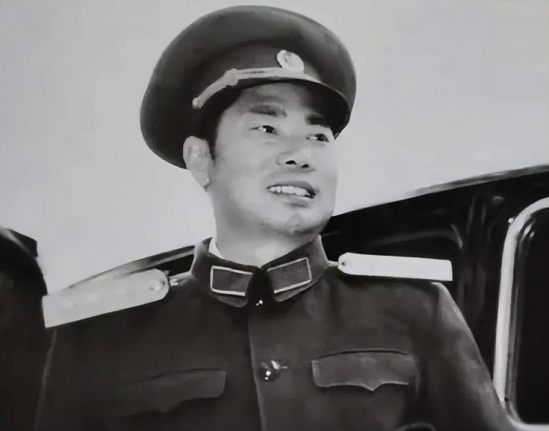 _书记打招呼_路上被拦下来检查身份证