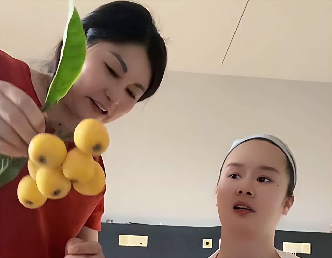 比丈夫厉害的公爹2中文