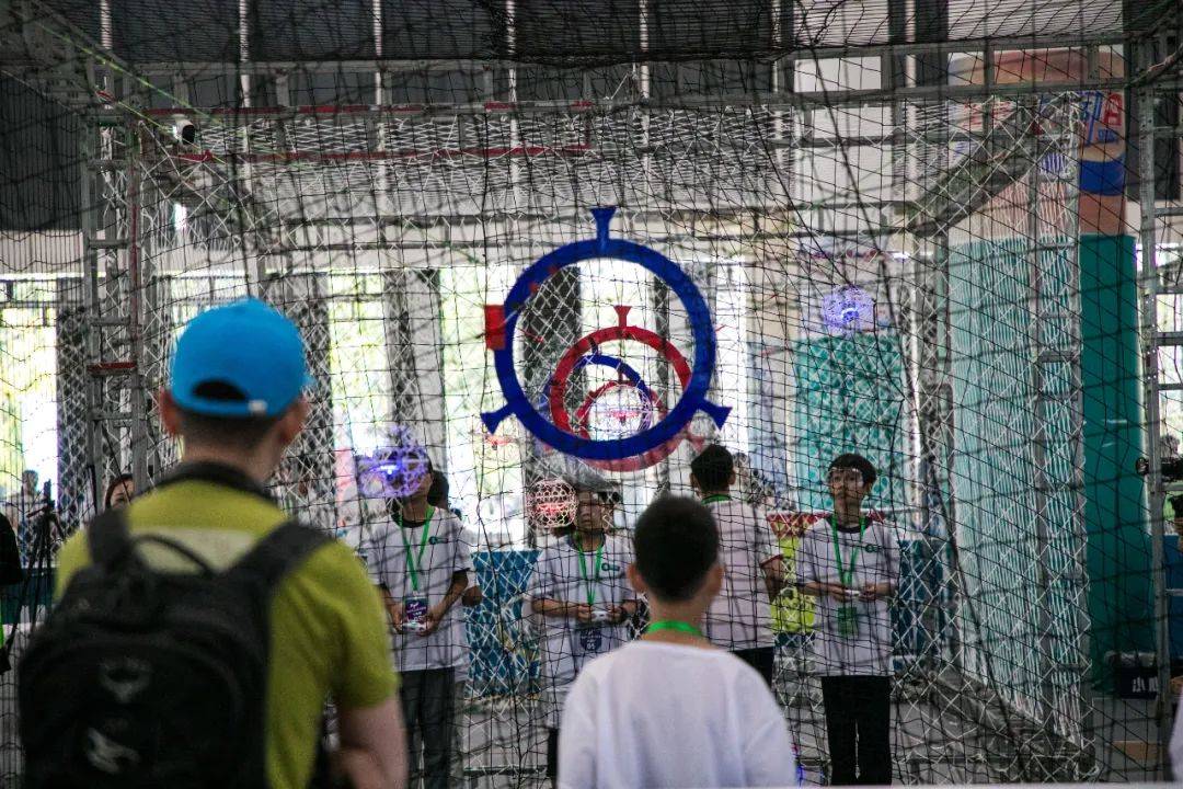 秀出科技“少年范儿”！机器人设计大赛延庆选拔赛举办