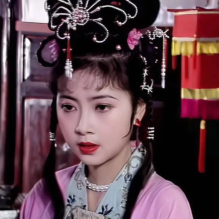 古典美人郑晖,聊斋里的阿宝这才是大家闺秀的样子!