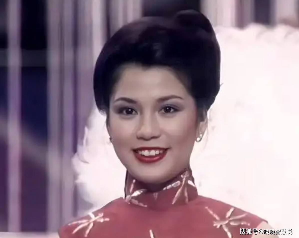 说一说"最美黄蓉"翁美玲一颗流星刹那芳华的传奇人生