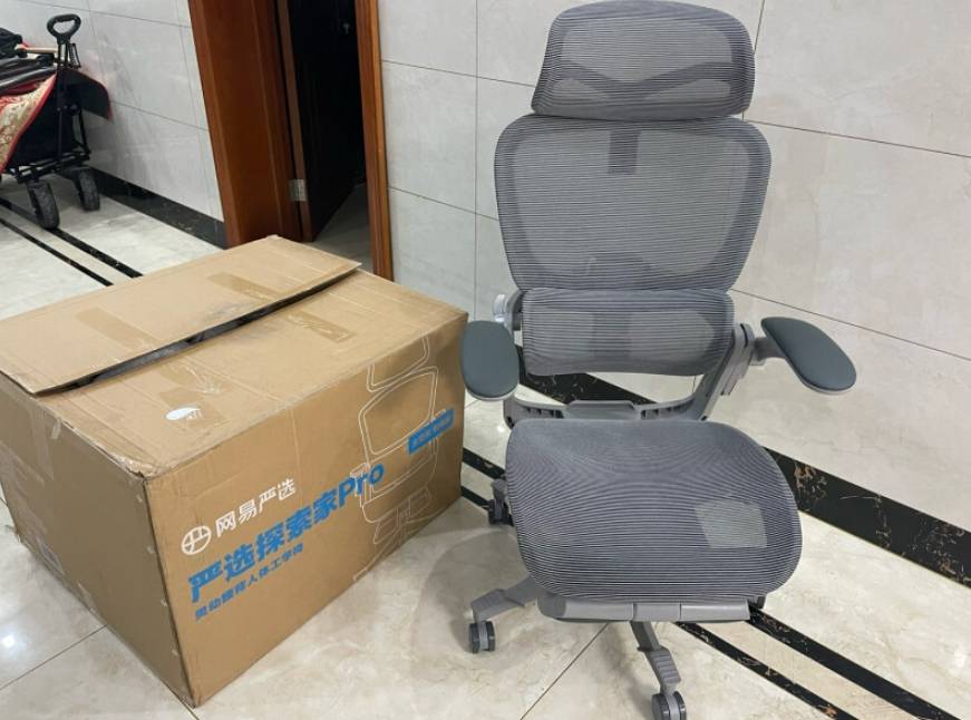 人体工学椅哪个牌子性价比高?2025年热门人体工学椅十大品牌推荐