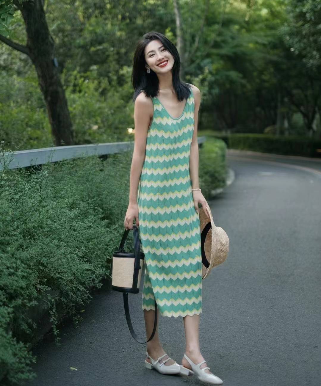 身材偏瘦女人必看,夏季穿衣"3穿3不穿",显瘦显年轻气质提升